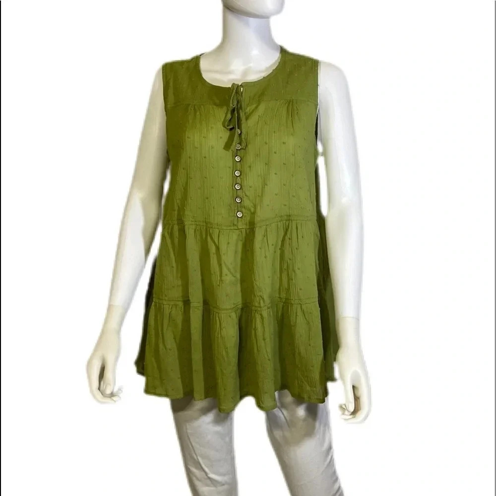 Easel sleeveless Green Button Down peplum top Sz M EUC!